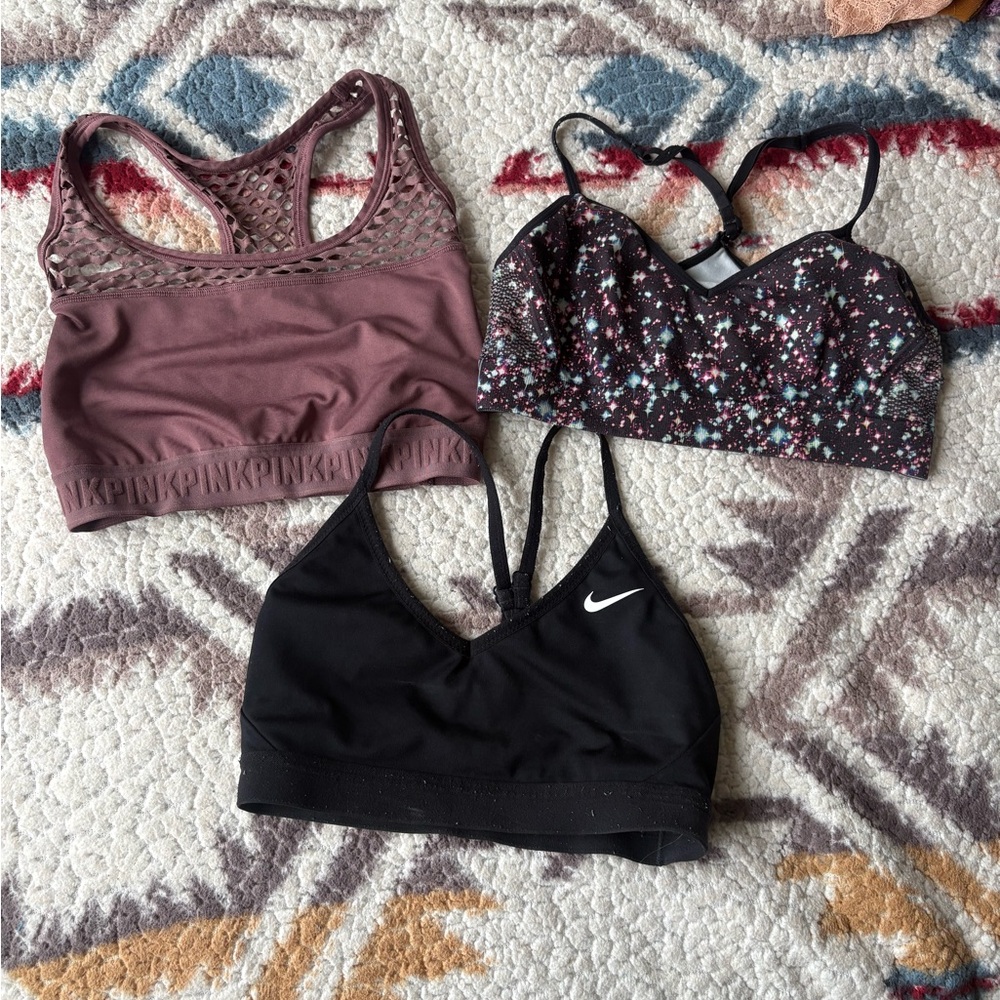 Bundle of 3 sports bras vs pink/nike